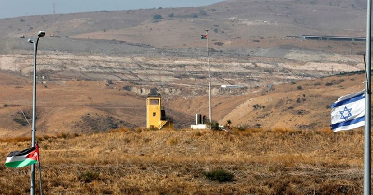 جنرال “إسرائيلي” سابق: المناطق العازلة مع دول الجوار باتت ضرورة ملحة