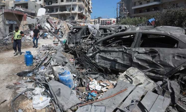 لبنان .. استشهاد 8 أشخاص بغارات إسرائيلية رغم حديث ترامب عن وقف النار | عرب وعالم