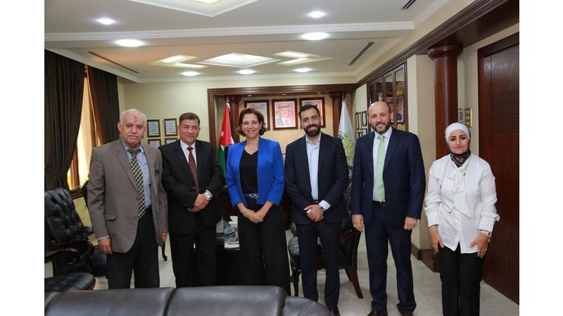 جامعة الزيتونة الأردنية تبحث التعاون مع صندوق المرأة للتمويل الأصغر لدعم الطلبة وتمكين الشباب