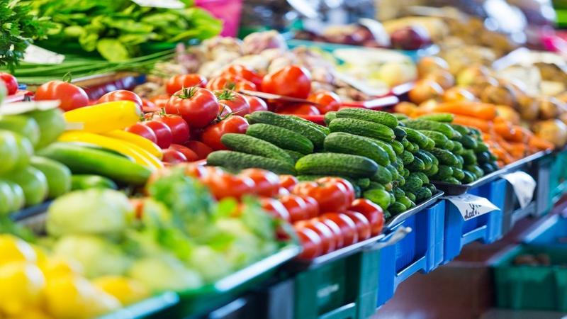 استقرار أسعار الخضار في السوق المركزي الأربعاء