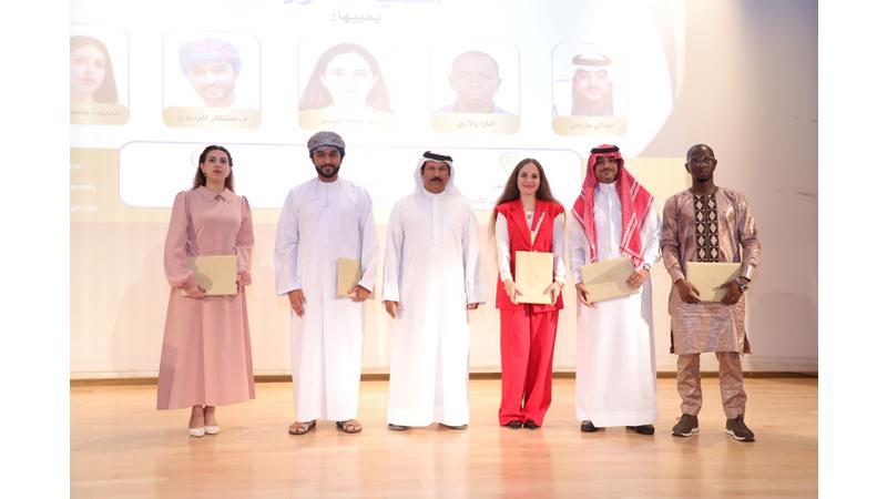 قصائد الشعراء تميزت بالأصالة اللغوية وعاينت مكابدات الذات في بيت الشعر