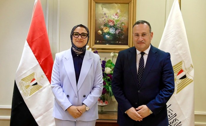 وزير التعليم العالي يوجه بسرعة دعم إنشاء مستشفى جامعي بالوادي الجديد – الأسبوع