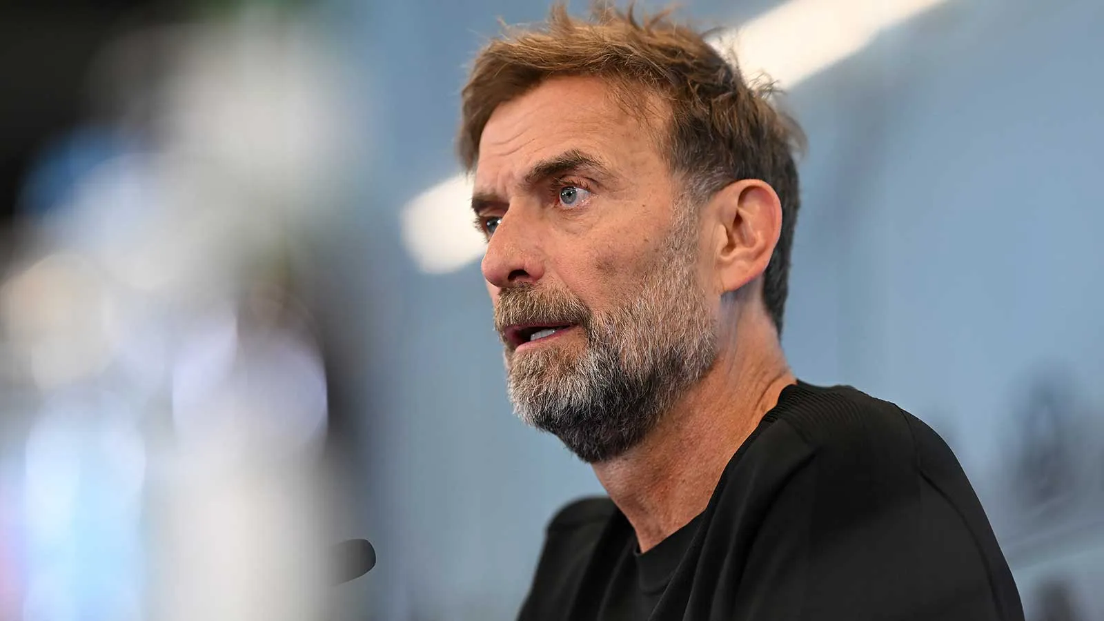 ظهر كـ”تميمة ملعب” في دوري الأبطال .. كلوب يحاول إقناع جوهرة البوندسليجا بتمثيل ألمانيا بدلًا من المغرب!