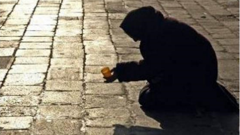 ضبط متسولة بحوزتها 46600 دولار في وسط البلد بعمان