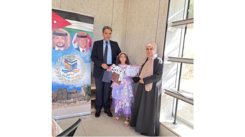 عجلون: مقطش يرعي تكريم طلبة دورة الرسم الصيفية في القرية الحضرية