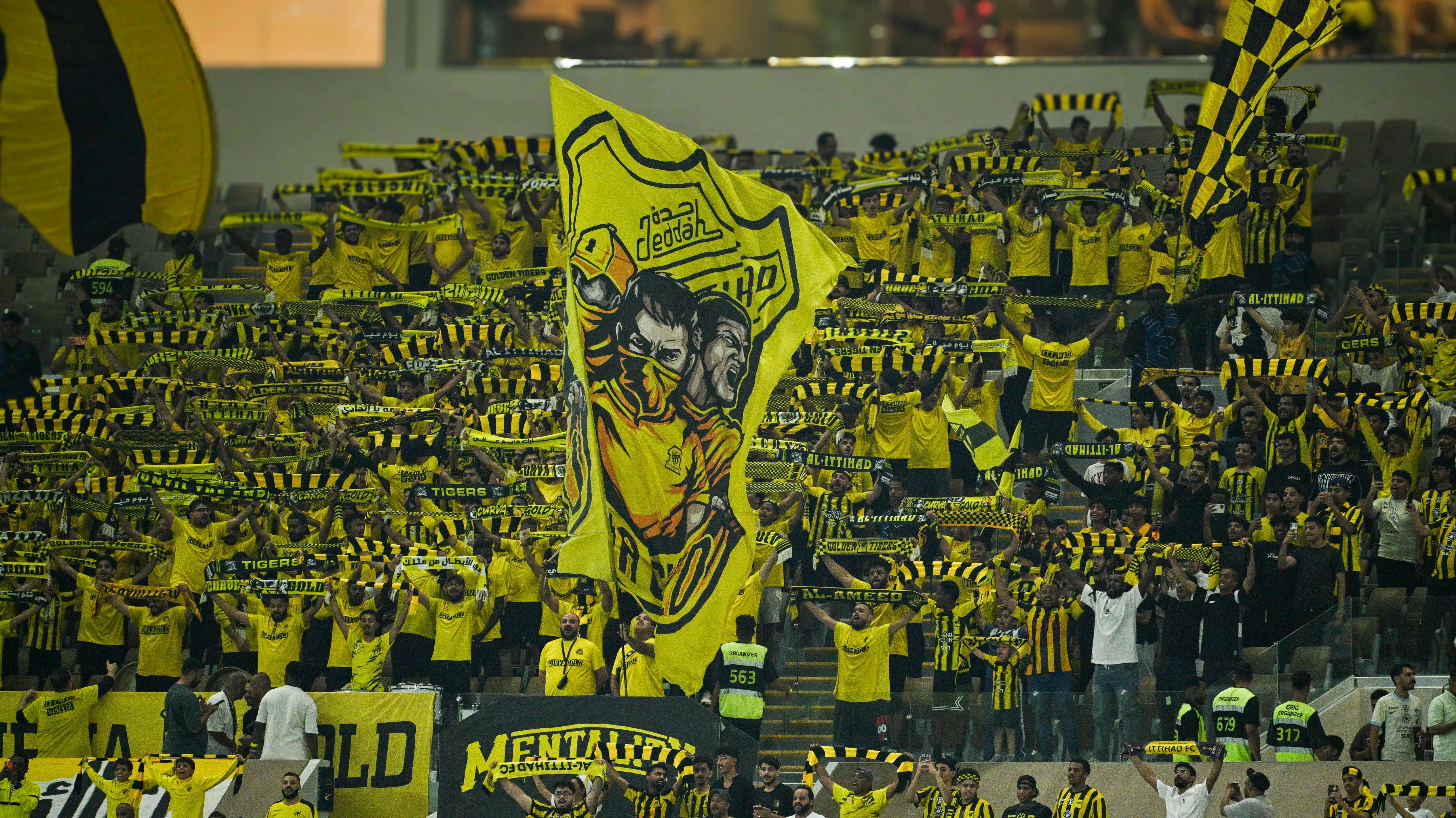 ما القنوات الناقلة لمباراة الاتحاد والخلود في دوري روشن السعودي 2026-2027؟ وكيف تشاهدها عبر الإنترنت؟