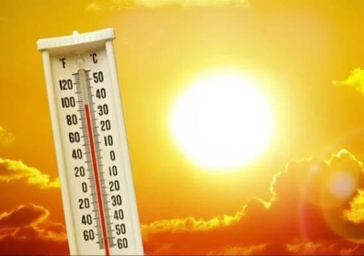 درجات الحرارة اليوم.. الكويت تتصدر بـ49 درجة والرياض 46 والقاهرة ضمن الأجواء شديدة الحرارة