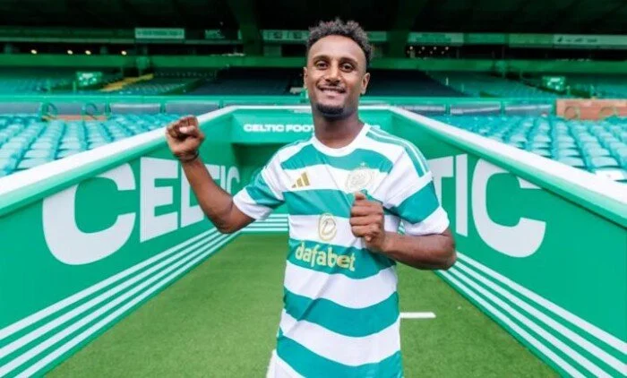 هيثم حسن يظهر على مقاعد بدلاء سلتيك أمام دندي يونايتد في كأس الدوري الاسكتلندي