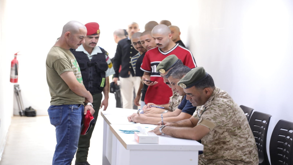 بدء إجراءات الفحوصات الطبية للدفعة الثالثة من مكلفي خدمة العلم | محليات