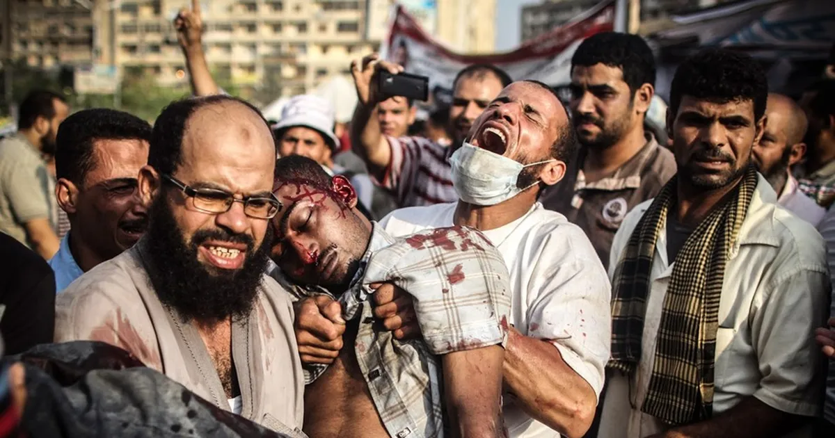 مشاهير أيدوا “فض رابعة” ثم غدر بهم السيسي.. ماذا حدث لمؤيدي الانقلاب؟