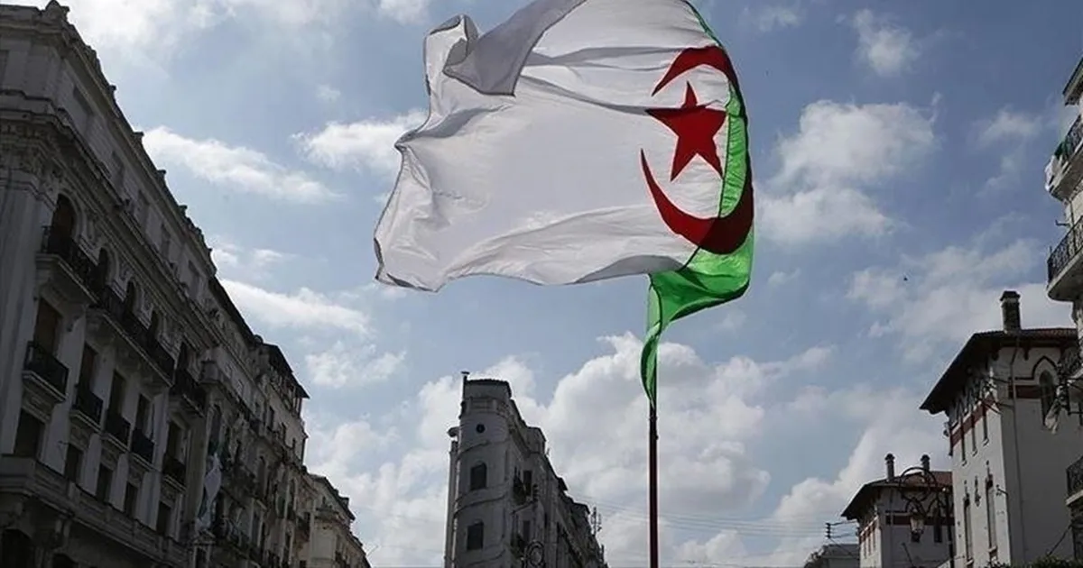 مقاربة متعددة.. كيف احتوت الجزائر أعقد أزماتها الدبلوماسية مع جيرانها؟