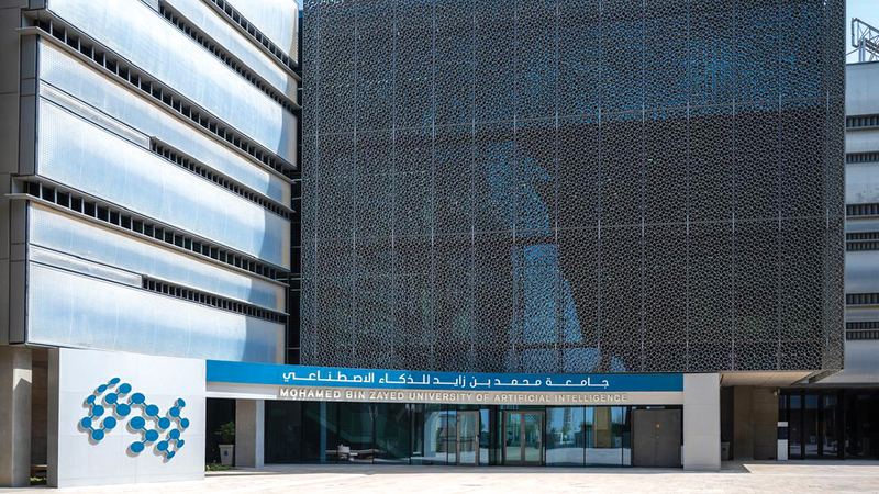 جامعة محمد بن زايد للذكاء الاصطناعي تطوّر معياراً مرجعياً لفهم 13 لهجة عربية