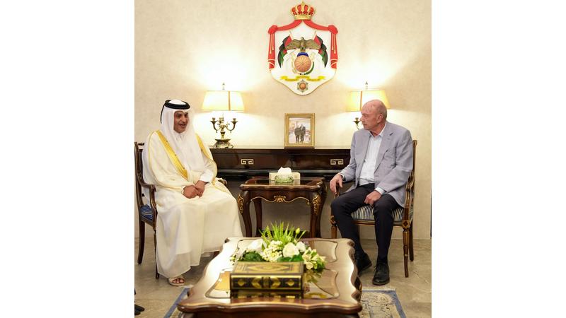 الفايز للسفير القطري: الأردن يرفض التدخل في شؤون دول الخليج