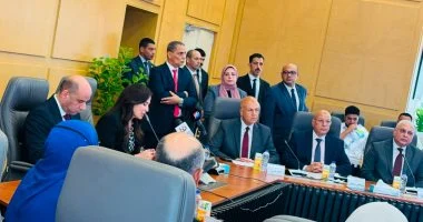 وزيرة الإسكان: مصر تعمل علي بناء الإنسان بالتوازى مع تنفيذ المشروعات