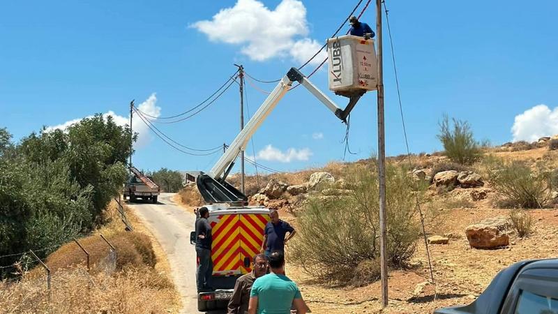 تركيب وحدات انارة في لواء المعراض