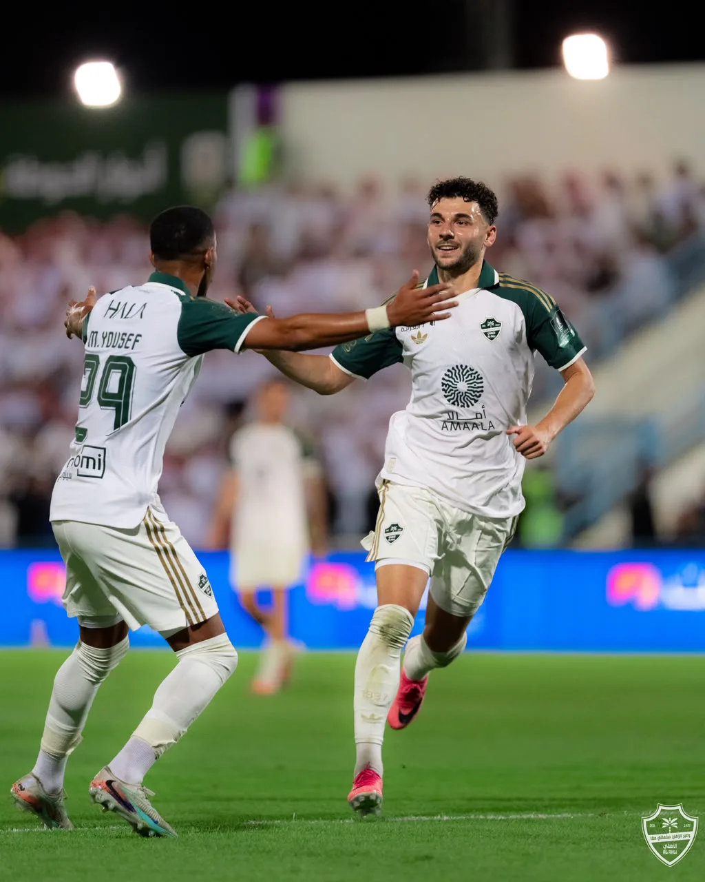 الأهلي يتخطى الأنوار بصعوبة ويبلغ دور الـ 16 من كأس الملك