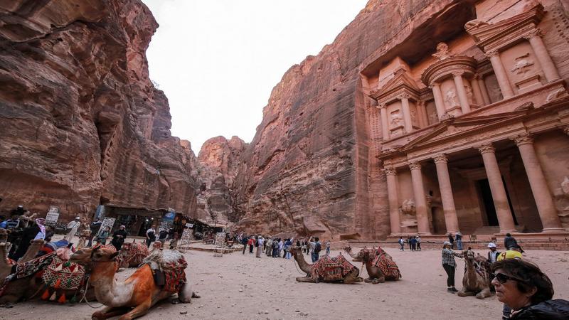 نمو الدخل السياحي 24.9% في تموز ليبلغ 4.4 مليار دولار خلال 7 أشهر
