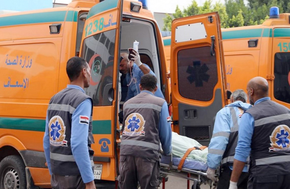 سيارة تصدم شخصًا أثناء عبوره الطريق في الشيخ زايد