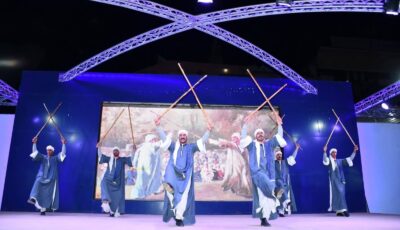 فرقة ملوي للفنون الشعبية تختتم عروضها على مسرح النادي الاجتماعي الصيفي بمطروح| صور