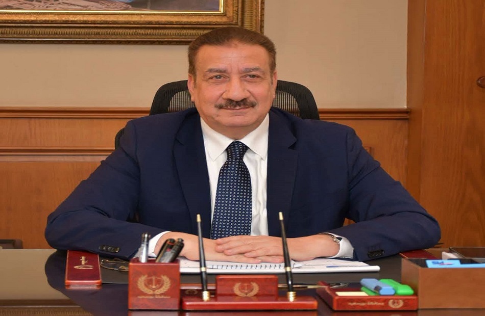 محافظ بورسعيد يتفقد أعمال تطوير وإنارة مدخل الرسوة ويشدد على حماية المال العام