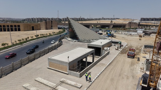 الخط الرابع للمترو.. ملحمة مصرية تربط الأهرامات بالقاهرة الجديدة والعاصمة الجديدة |صور