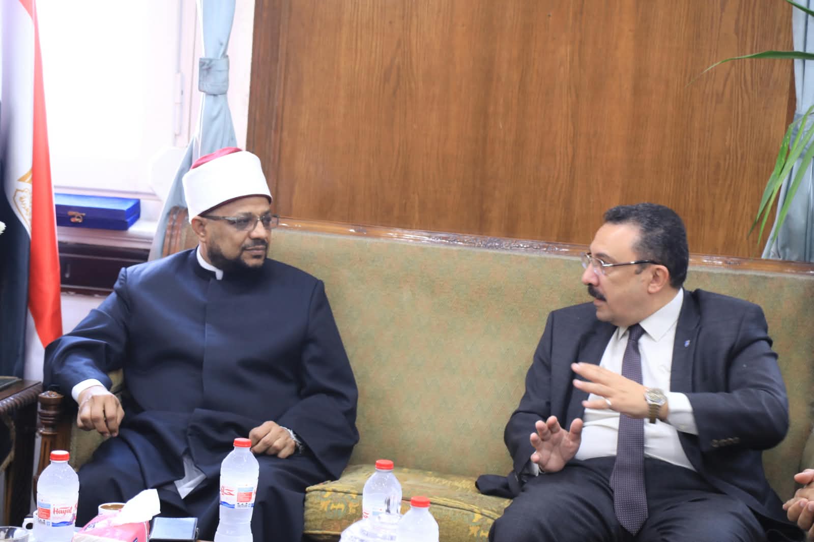 أمين «البحوث الإسلامية» ورئيس جامعة الإسكندرية يبحثان تعزيز التعاون لبناء وعي الشباب| صور