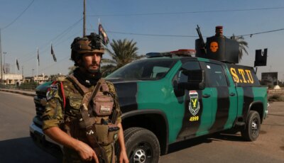 خاص: بغداد تصعّد ضد حلفاء إيران بعمليات استباقية ضد الفصائل  بدأت القوات الأمنية العراقية بمداهمة تجمعات لفصائل موالية لإيران في إطار عملية حصر السلاح بيد الدولة.