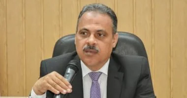 محافظ الشرقية يوجه بتجهيز المقابر لاستقبال جثامين ضحايا حادث الدواويس