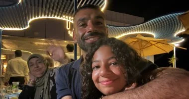قرار جديد من محمد صلاح بشأن أسرته بعد انتقاله إلى طرابزون.. فيديو