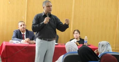 مدير تعليم الوادى الجديد يناقش استعدادات قطاع باريس لبدء العام الدراسى