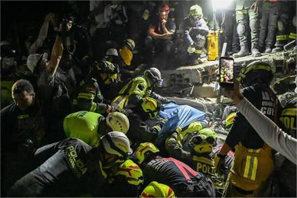 بعد 30 ساعة تحت الأنقاض.. إنقاذ امرأة حية من زلزال كولومبيا المدمر