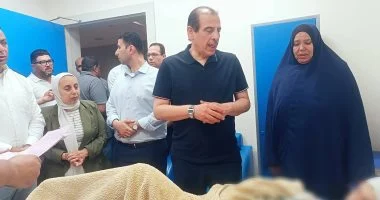 نائب وزير الصحة يتفقد مصابي حادث الإسماعيلية.. متابعة لحظية داخل 3 مستشفيات