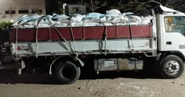 ضبط 6.5 طن دقيق مدعم ومخصبات زراعية منتهية الصلاحية بالفيوم