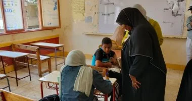 قافلة جامعة قناة السويس الطبية تقدم خدماتها لـ660 مواطنًا بقرية العمدة