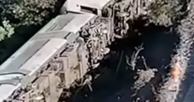 إصابة 20 شخصاً فى خروج قطار عن مساره بإنجلترا..هل الحر السبب؟