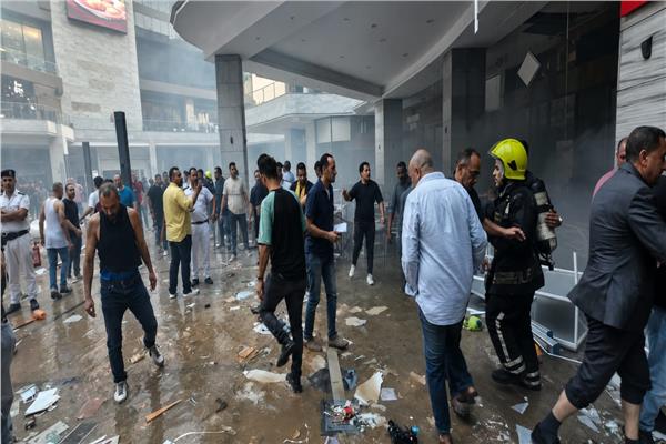 3 أشلاء و15 مصابًا.. النيابة تصدر 4 قرارات بعد حادث مول التجمع