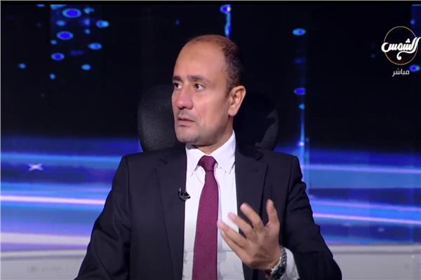 مصطفى عبده يوضح آليات الصحافة القومية في كبح الشائعات وتحقيق المصداقية