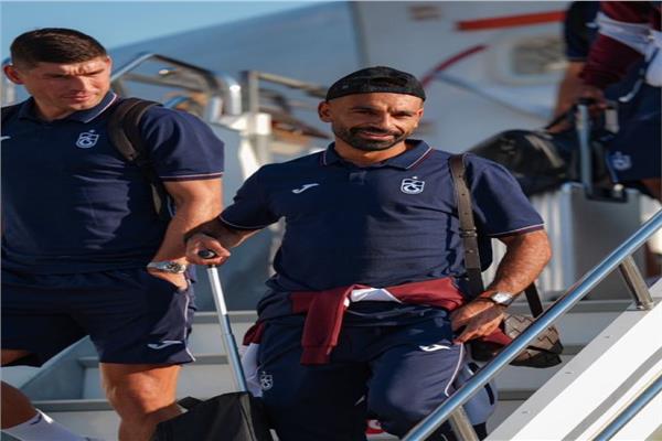 جماهير طرابزون تستقبل محمد صلاح في إسطنبول استعدادا لمباراة قاسم باشا «فيديو»