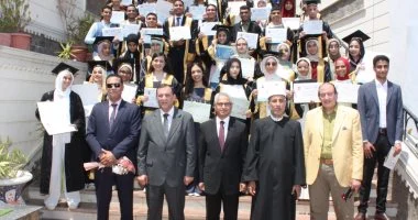 محافظ بني سويف يُكرّم 100 طالب من أوائل الثانوية العامة والأزهرية