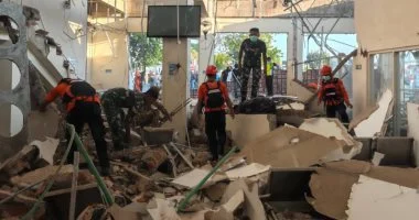 وسائل إعلام: 20 قتيلا إثر زلزال إندونيسيا .. والجيش ينتشر فى عدة مناطق