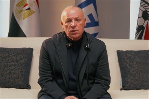 اتحاد الكرة يستبعد أحد الأندية من مسابقاته ويرفع القيد عن جميع لاعبيه