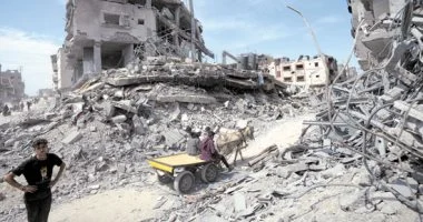 حرمان من الحنين وضياع الذكريات.. قصص معاناة أهالى غزة مع الجثث المجهولة.. إسرائيل تسرق ركام المنازل وبداخله أكثر من 8 آلاف جثمان.. الاحتلال يستخدم الكسارات لسحق الرفات وخلطها بالركام لاستحالة التعرف على الضحايا