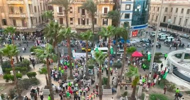 قافلة «الإسكندرية بتفرح» تنظم يوما ترفيهيا وتوعويا بحي الجمرك.. صور