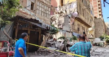 انهيار جزئي بعقار في حى الجمرك بالإسكندرية