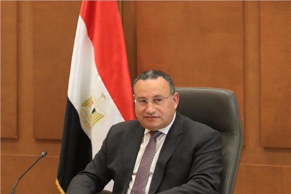 وزير التعليم العالي يعلن تنسيق الجامعات الخاصة والأهلية