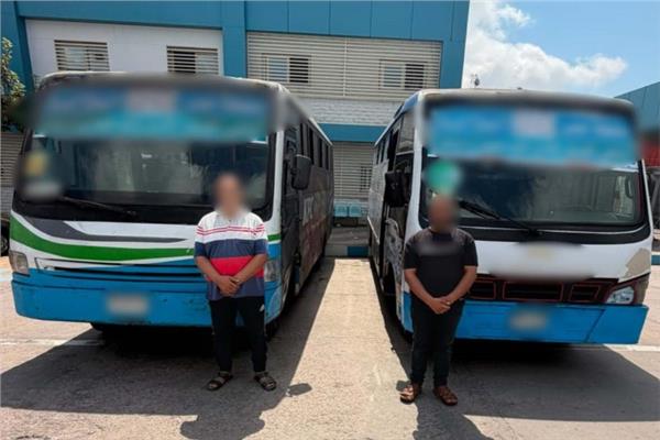 ضبط قائدي أتوبيسين بالإسكندرية بعد تسببهما في حادث تصادم وتعريض حياة المواطنين للخطر