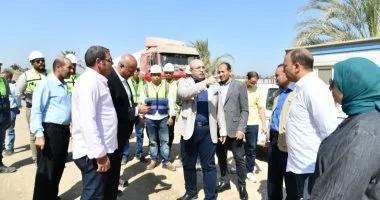 محافظ الفيوم يوجه بتكثيف أعمال النظافة بالطريق الدائري