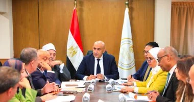 وزارة التعليم تكشف آليات تغيير المسار بشهادة البكالوريا المصرية