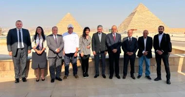 وزير السياحة يلتقي نظيره الأردني لبحث تعزيز التعاون المشترك بين البلدين