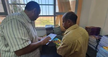 وكيل تعليم الأقصر يتفقد المدارس وجاهزيتها للعام الدراسى الجديد.. صور